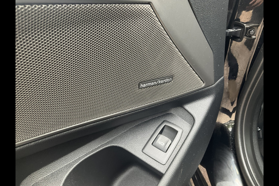 BMW 3 Serie Touring 318 2.0D 150pk High Executive Harman/Kardon Leder Carplay Led Facelift NL-Auto!