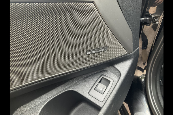 BMW 3 Serie Touring 318 2.0D 150pk High Executive Harman/Kardon Leder Carplay Led Facelift NL-Auto!