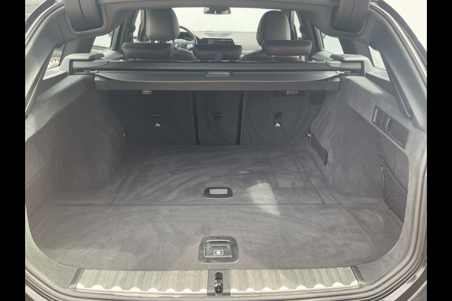 BMW 3 Serie Touring 318 2.0D 150pk High Executive Harman/Kardon Leder Carplay Led Facelift NL-Auto!