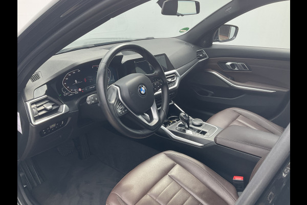 BMW 3 Serie Touring 318 2.0D 150pk High Executive Harman/Kardon Leder Carplay Led Facelift NL-Auto!
