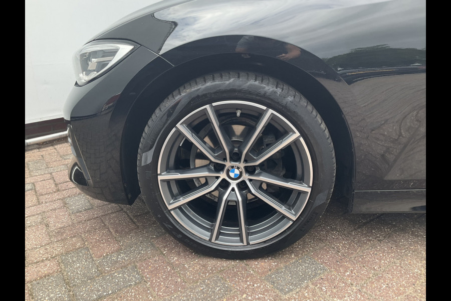 BMW 3 Serie Touring 318 2.0D 150pk High Executive Harman/Kardon Leder Carplay Led Facelift NL-Auto!
