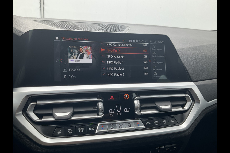 BMW 3 Serie Touring 318 2.0D 150pk High Executive Harman/Kardon Leder Carplay Led Facelift NL-Auto!