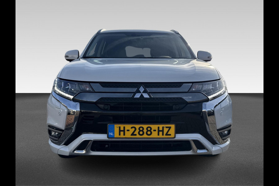 Mitsubishi Outlander 2.4 PHEV Intense+ schuifdak | trekhaak
