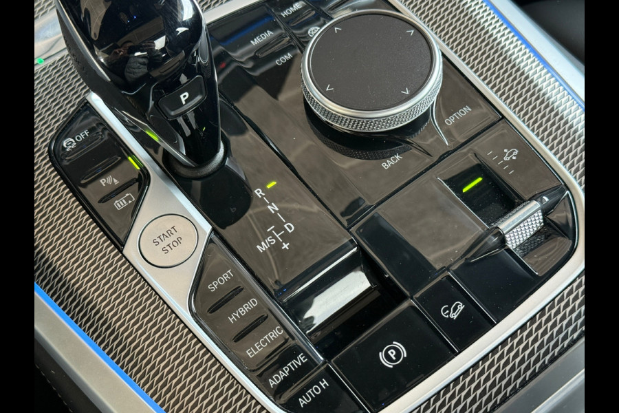 BMW X5 XDrive45e M-Sport Pano|Laser|HuD|Softclose|Dealer Onderhouden