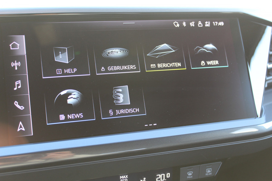 Audi Q4 e-tron 50 quattro S-Edition 77kWh. ELEKTRISCH ! Voorzien van diverse opties ! Autm. airco dual, navigatie, telefoonvoorb., elektr. panodak, LM wielen, DAB radio, camera, parkeersensoren, head-up display, elektr. achterklep, lederen int., stoel- en stuurwiel verw. etc.