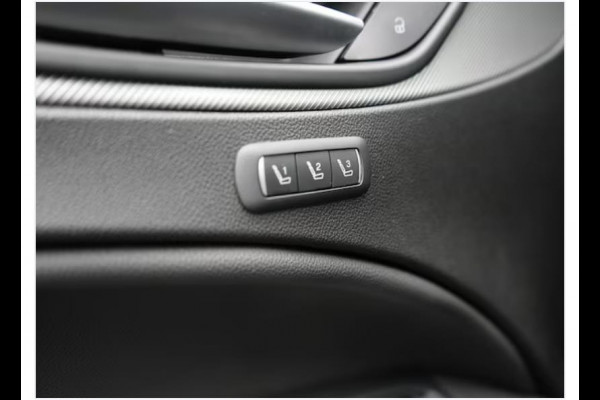 Alfa Romeo Stelvio 2.0 T AWD SPORTSEATS/LANE/CAMER/NAVI/KEYLESS