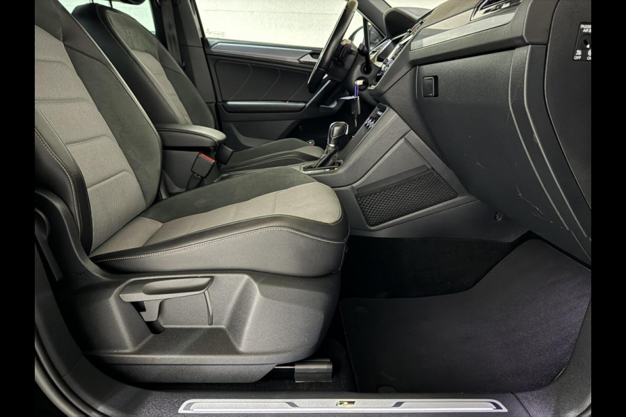 Volkswagen Tiguan 1.5 TSI ACT 2x R-Line Virtual ACC Carplay NAP