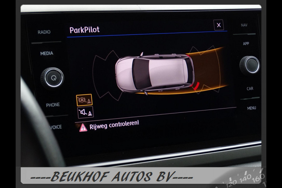 Volkswagen Polo 1.0 TSI Parkeersensor Carplay Adapt Cruise Volkswagen Polo 1.0 TSI Parkeersensor Carplay Adapt Cruise
