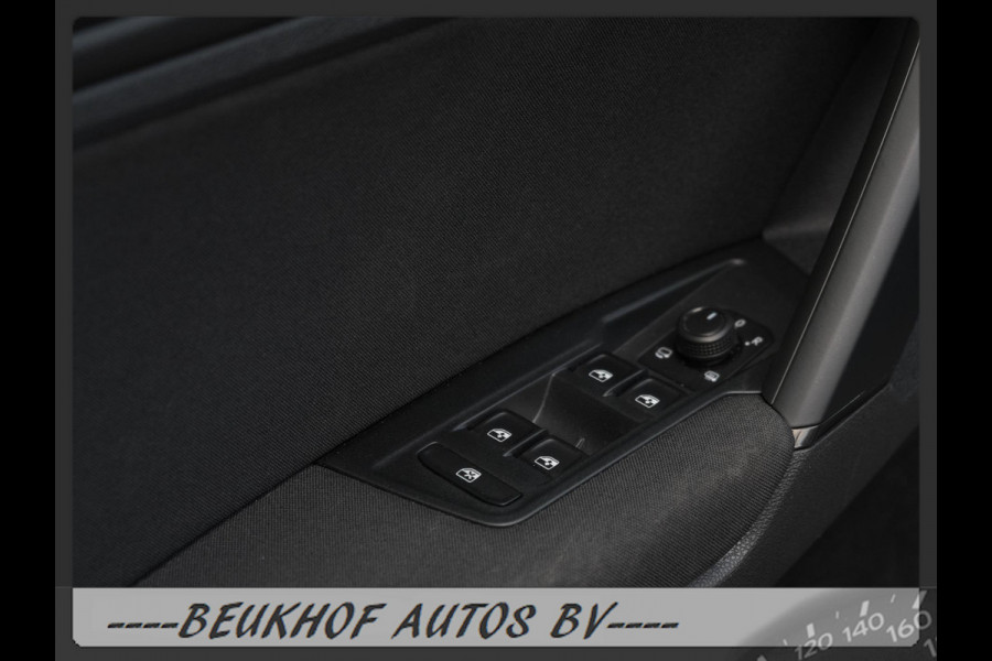 Volkswagen Tiguan 1.5 TSI ACT Business Panorama Carplay Navi