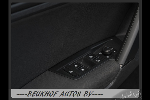 Volkswagen Tiguan 1.5 TSI ACT Business Panorama Carplay Navi