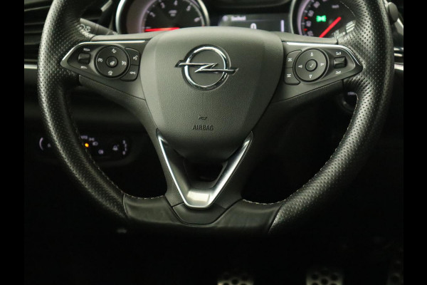 Opel Insignia 1.5T Executive | OPC Line | Leder | Trekhaak | Camera | Stuurverwarming | Carplay | Keyless | Navigatie | Comfortstoelen