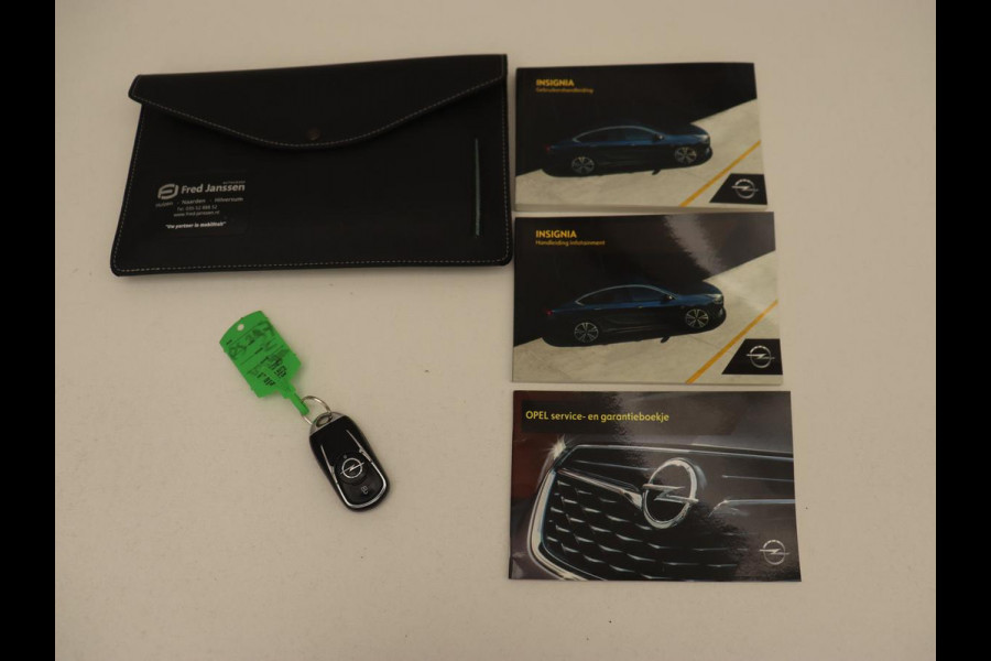 Opel Insignia 1.5T Executive | OPC Line | Leder | Trekhaak | Camera | Stuurverwarming | Carplay | Keyless | Navigatie | Comfortstoelen