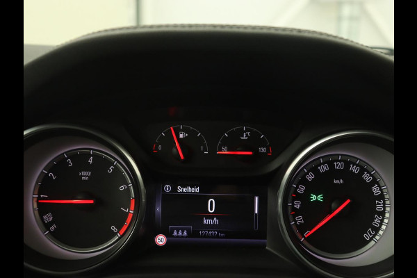 Opel Insignia 1.5T Executive | OPC Line | Leder | Trekhaak | Camera | Stuurverwarming | Carplay | Keyless | Navigatie | Comfortstoelen