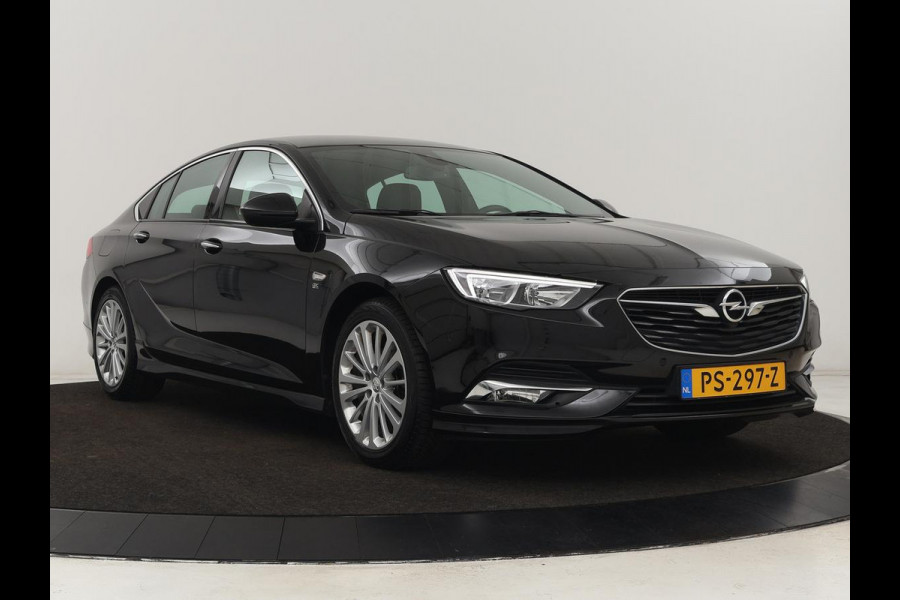 Opel Insignia 1.5T Executive | OPC Line | Leder | Trekhaak | Camera | Stuurverwarming | Carplay | Keyless | Navigatie | Comfortstoelen