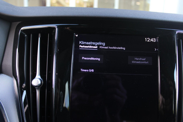 Volvo V60 2.0 B3 R-DESIGN 177PK MILD HYBRID AUTOMAAT 8 | PANORAMISCH SCHUIF/KANTELDAK | PREMIUM AUDIO BY HARMAN KARDON | 19" 5-TRIPPLE SPAAKS BLACK/DIAMAND CUT LICHTMETALEN VELGEN | BLINDSPOT INFOMATION SYSTEM (BLIS) | VERWARMDE VOORRUIT |VERWARMDE AQUABLADE RUITENWISSERBLADEN | PILOT ASSIST | APPLE CARPLAY / ANDROID AUTO | DODEHOEKDETECTIE |  ADAPTIEVE CRUISECONTROL | R-DESIGN BEKLEDING MET NAPPA LEDER I.C.M. OPEN GRID TEXTIEL | ELEKTRISCH VERSTELBARE CONTOUR STOELEN (SPORTSTOELEN) MET GEHEUGEN OP BEIDE VOORSTOELEN |VERWARMDE VOORSTOELEN EN ACHTERBANK | VERWARMD STUURWIEL | PAR