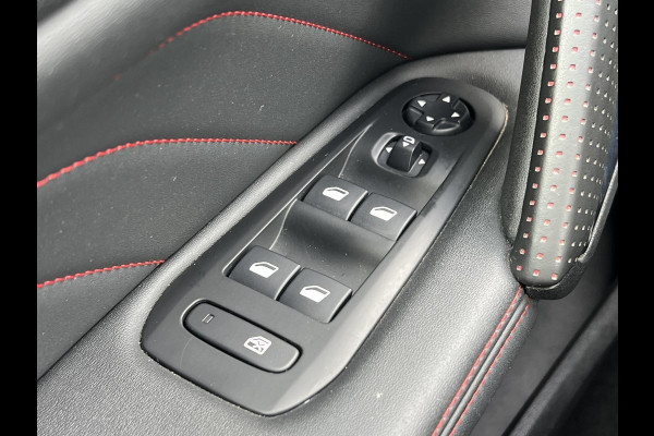 Peugeot 308 SW 1.2 PureTech GT-line | automaat | panoramadak Peugeot 308 SW 1.2 PureTech GT-line | automaat | panoramadak