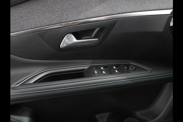 Peugeot 5008 1.2 PureTech 130pk Automaat Allure Pack | Navigatie | Apple Carplay/Android Auto | Climate Control | Cruise Control | Virtual cockpit | PDC VA + Camera | Zonneschermen achter | Keyless Go | Full LED  18” LM Velgen
