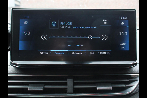 Peugeot 5008 1.2 PureTech 130pk Automaat Allure Pack | Navigatie | Apple Carplay/Android Auto | Climate Control | Cruise Control | Virtual cockpit | PDC VA + Camera | Zonneschermen achter | Keyless Go | Full LED  18” LM Velgen