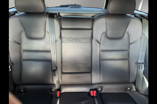 Volvo V60 T6 Recharge 4x4 Geartronic Inscription | PHEV | Lederen stoelen met geheugen | Android / Apple | Camera | Volvo V60 T6 Recharge 4x4 Geartronic Inscription | PHEV | Lederen stoelen met geheugen | Android / Apple | Camera |