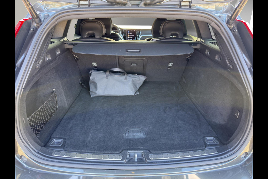 Volvo V60 T6 Recharge 4x4 Geartronic Inscription | PHEV | Lederen stoelen met geheugen | Android / Apple | Camera | Volvo V60 T6 Recharge 4x4 Geartronic Inscription | PHEV | Lederen stoelen met geheugen | Android / Apple | Camera |