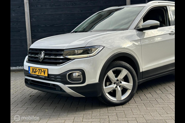 Volkswagen T-Cross 1.5 TSI Style 150 PK AUTOMAAT / FM Nav / keyless / Clima / 45.179 KM!! 1e eig. Volkswagen T-Cross 1.5 TSI Style 150 PK AUTOMAAT / FM Nav / keyless / Clima / 45.179 KM!! 1e eig.