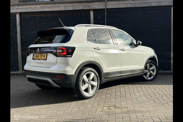 Volkswagen T-Cross 1.5 TSI Style 150 PK AUTOMAAT / FM Nav / keyless / Clima / 45.179 KM!! 1e eig. Volkswagen T-Cross 1.5 TSI Style 150 PK AUTOMAAT / FM Nav / keyless / Clima / 45.179 KM!! 1e eig.