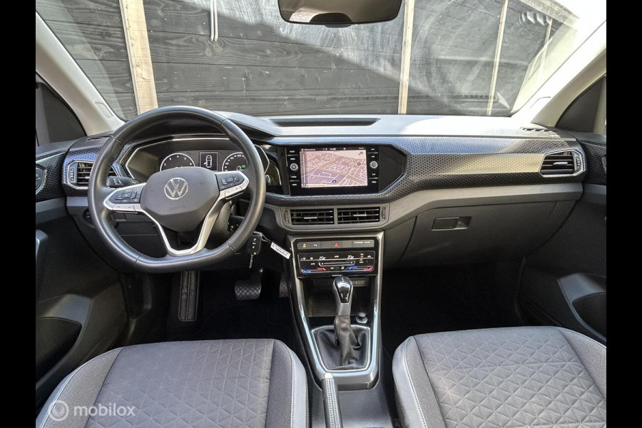 Volkswagen T-Cross 1.5 TSI Style 150 PK AUTOMAAT / FM Nav / keyless / Clima / 45.179 KM!! 1e eig. Volkswagen T-Cross 1.5 TSI Style 150 PK AUTOMAAT / FM Nav / keyless / Clima / 45.179 KM!! 1e eig.
