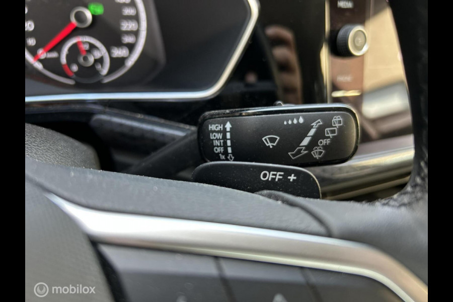 Volkswagen T-Cross 1.5 TSI Style 150 PK AUTOMAAT / FM Nav / keyless / Clima / 45.179 KM!! 1e eig. Volkswagen T-Cross 1.5 TSI Style 150 PK AUTOMAAT / FM Nav / keyless / Clima / 45.179 KM!! 1e eig.