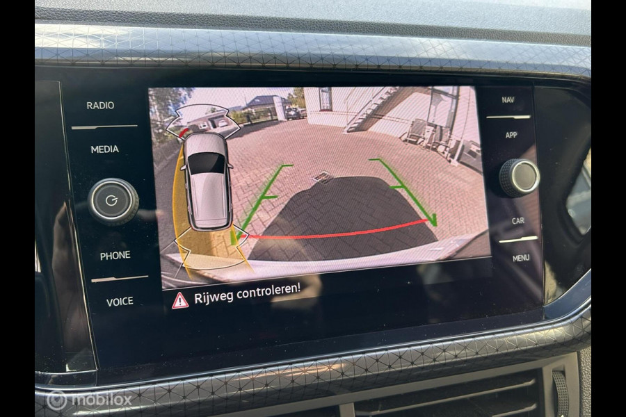 Volkswagen T-Cross 1.5 TSI Style 150 PK AUTOMAAT / FM Nav / keyless / Clima / 45.179 KM!! 1e eig. Volkswagen T-Cross 1.5 TSI Style 150 PK AUTOMAAT / FM Nav / keyless / Clima / 45.179 KM!! 1e eig.