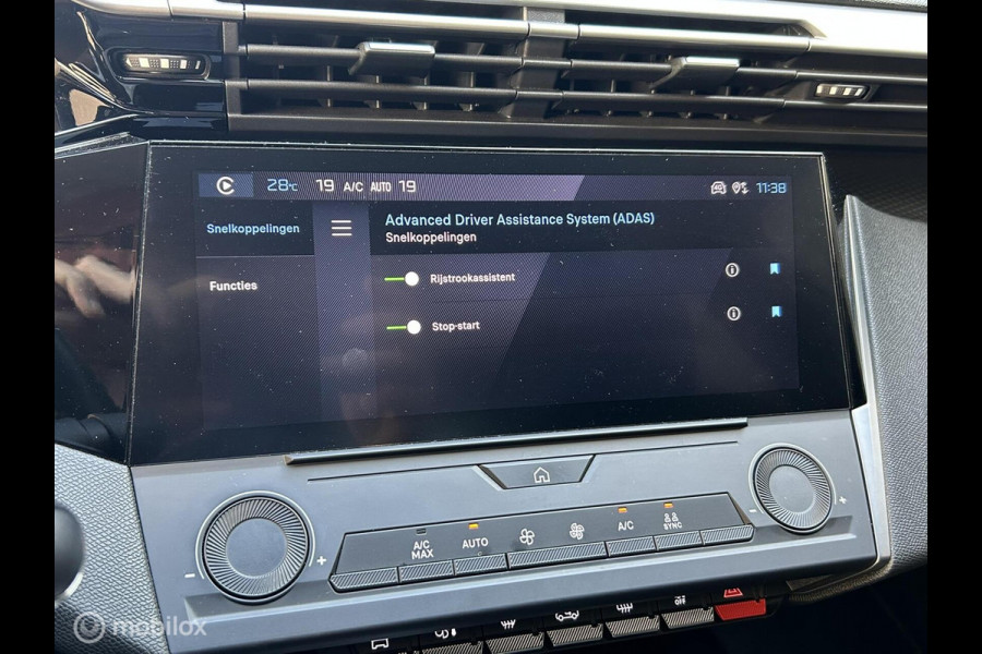 Peugeot 308 1.2 131 PK AUTOMAAT Pack Business Clima / FM nav / Carplay / LED / 41.882 KM!! Peugeot 308 1.2 131 PK AUTOMAAT Pack Business Clima / FM nav / Carplay / LED / 41.882 KM!!