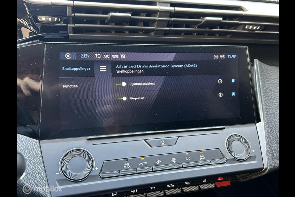 Peugeot 308 1.2 131 PK AUTOMAAT Pack Business Clima / FM nav / Carplay / LED / 41.882 KM!! Peugeot 308 1.2 131 PK AUTOMAAT Pack Business Clima / FM nav / Carplay / LED / 41.882 KM!!