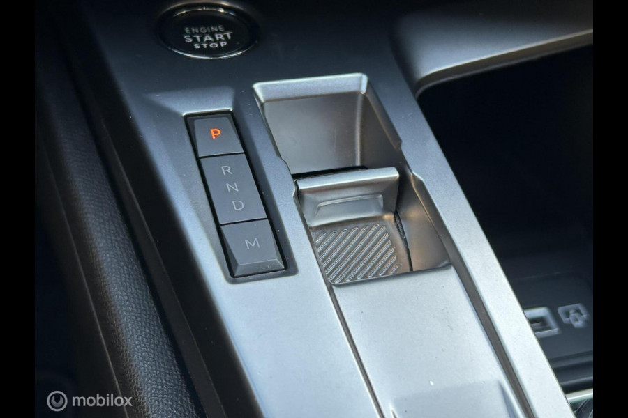 Peugeot 308 1.2 131 PK AUTOMAAT Pack Business Clima / FM nav / Carplay / LED / 41.882 KM!! Peugeot 308 1.2 131 PK AUTOMAAT Pack Business Clima / FM nav / Carplay / LED / 41.882 KM!!