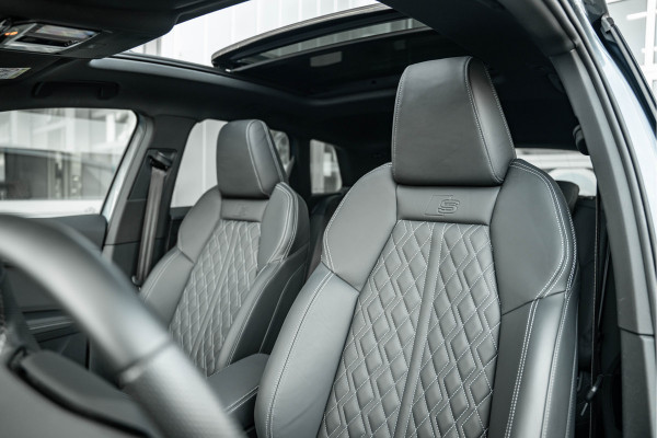 Audi Q4 e-tron 50 quattro S edition 77 kWh Matrix, ACC, Panorama