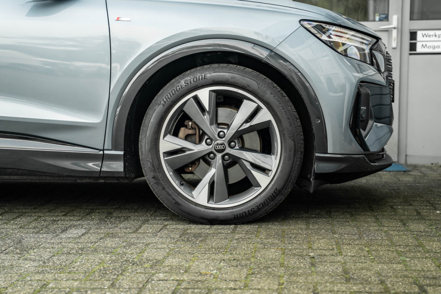 Audi Q4 e-tron 50 quattro S edition 77 kWh Matrix, ACC, Panorama