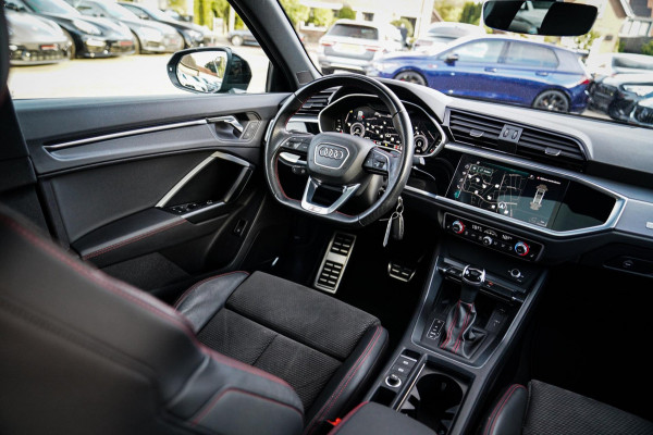 Audi Q3 Sportback 45 TFSI e Advanced Edition | S-line | Panorama | Bang&Olufsen | Luxe Leder | Audi Drive Select | BTW Auto 21% |