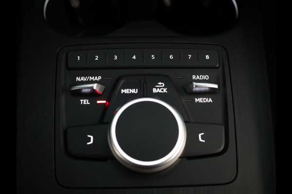 Audi A5 Sportback 40 TFSI Sport S-line Edition 190 pk S-tronic | Navigatie | Trekhaak | Parkeersensoren achter | Autom. airco (3 zones) | Stoelverwarming | S-line |