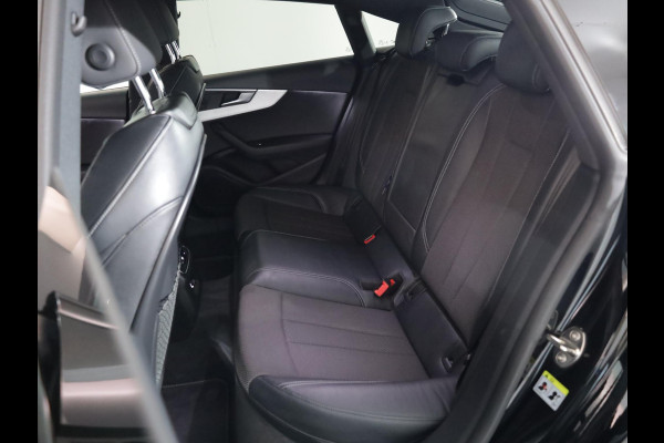 Audi A5 Sportback 40 TFSI Sport S-line Edition 190 pk S-tronic | Navigatie | Trekhaak | Parkeersensoren achter | Autom. airco (3 zones) | Stoelverwarming | S-line |