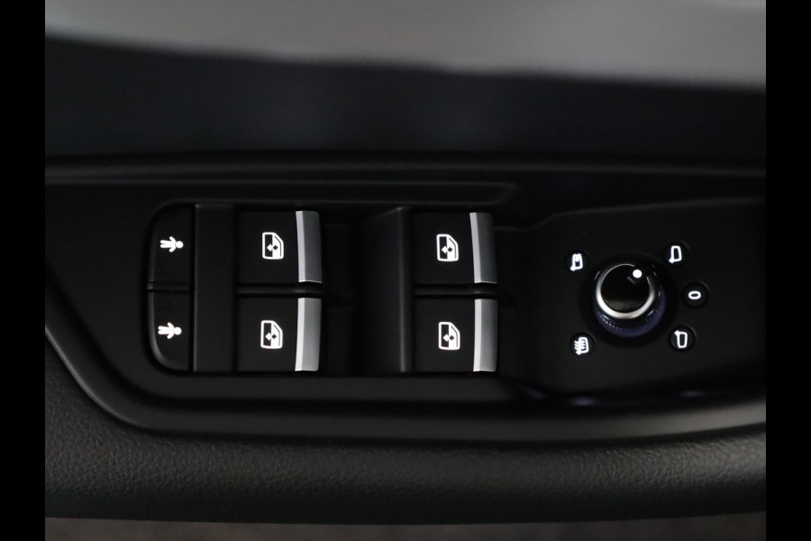 Audi A5 Sportback 40 TFSI Sport S-line Edition 190 pk S-tronic | Navigatie | Trekhaak | Parkeersensoren achter | Autom. airco (3 zones) | Stoelverwarming | S-line |