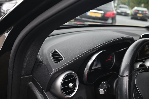 Mercedes-Benz GLC Coupé 350e 4MATIC Premium 320 PK AMG Luchtvering 360 Camera Keyless 19''