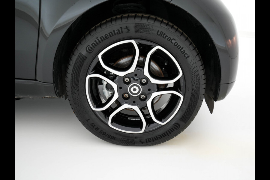 Smart Fortwo EQ Business Solution 18 kWh [ 3-Fase ] ( SOH-93%) Aut. *PANO | LUXURY-LEATHER | NAVI-FULLMAP | CAMERA | HEATED-COMFORTSEATS | AIRCO | CRUISE | AMBIENT-LIGHT | 15''ALU*