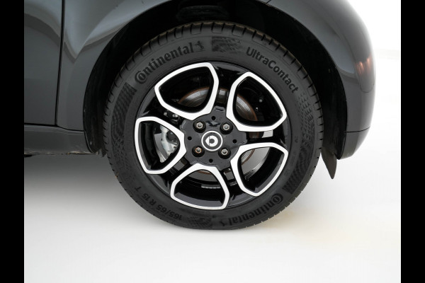 Smart Fortwo EQ Business Solution 18 kWh [ 3-Fase ] ( SOH-93%) Aut. *PANO | LUXURY-LEATHER | NAVI-FULLMAP | CAMERA | HEATED-COMFORTSEATS | AIRCO | CRUISE | AMBIENT-LIGHT | 15''ALU*