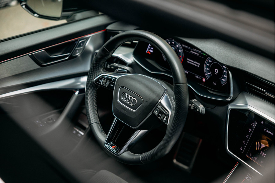 Audi A6 Avant 55 TFSI e quattro Competition | Hybride | Quattro | Head-up | 360 camera | Sportstoelen |