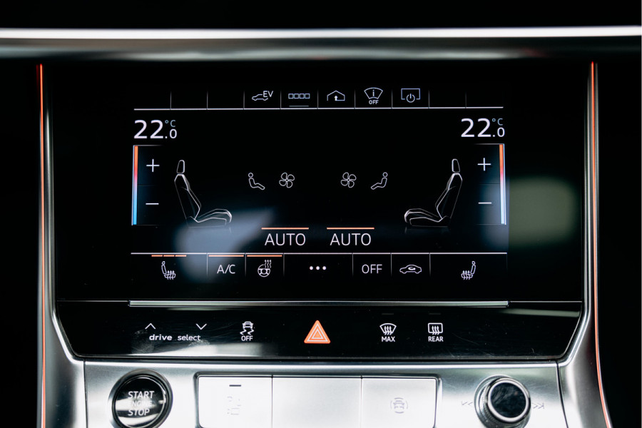 Audi A6 Avant 55 TFSI e quattro Competition | Hybride | Quattro | Head-up | 360 camera | Sportstoelen |