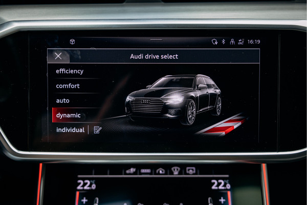 Audi A6 Avant 55 TFSI e quattro Competition | Hybride | Quattro | Head-up | 360 camera | Sportstoelen |