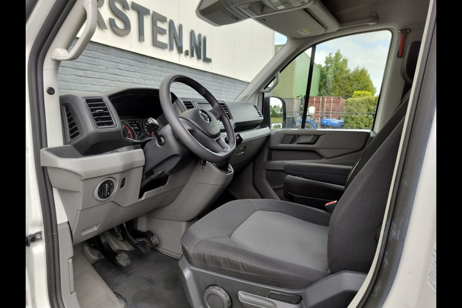 Volkswagen Crafter 30 2.0TDI L3H2 Airco Camera Navi Bluetooth EURO 6 Betonplex vloer Wandbekleding Schuifdeur Buro 2.500kg trekvermogen keurige bus!