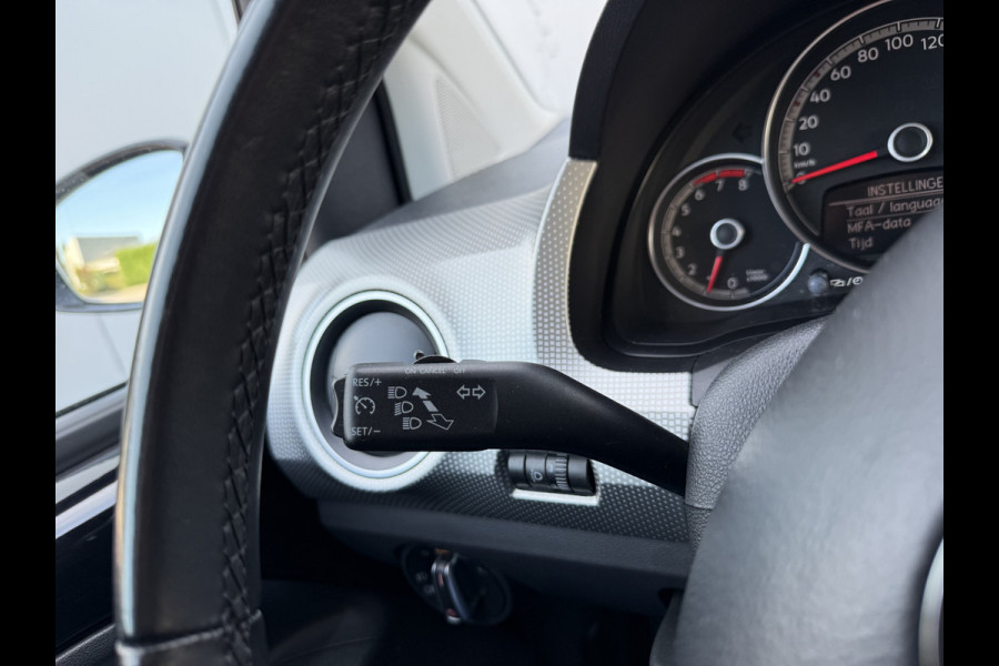 Volkswagen up! 1.0 BMT High up! | Cruise | Clima | Org NL