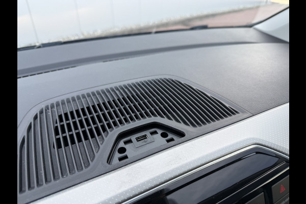 Volkswagen up! 1.0 BMT High up! | Cruise | Clima | Org NL
