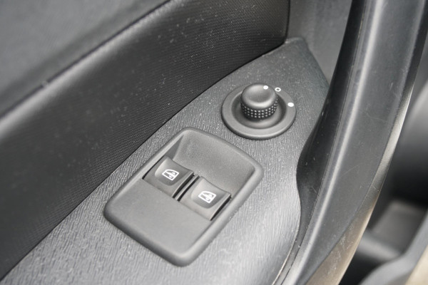 Mercedes-Benz Citan 109 CDI BlueEFFICIENCY Extra Lang + TREKHAAK / AIRCO / PDC Mercedes-Benz Citan 109 CDI BlueEFFICIENCY Extra Lang + TREKHAAK / AIRCO / PDC