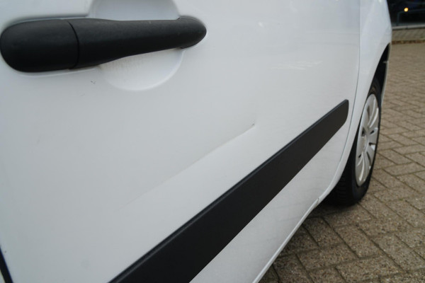 Mercedes-Benz Citan 109 CDI BlueEFFICIENCY Extra Lang + TREKHAAK / AIRCO / PDC Mercedes-Benz Citan 109 CDI BlueEFFICIENCY Extra Lang + TREKHAAK / AIRCO / PDC