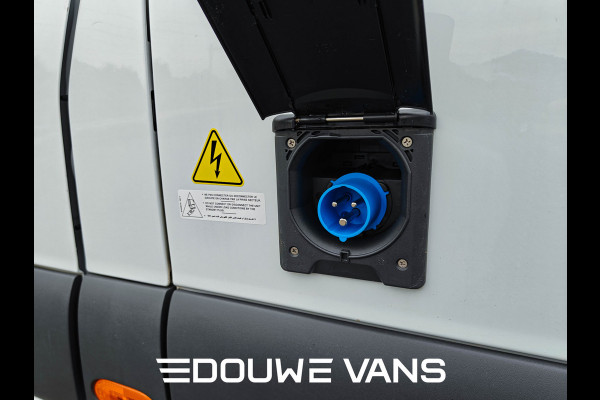 Mercedes-Benz Sprinter 317 L2 H2 Koelwagen Carrier Xarios MBUX Dag en Nacht Carrier Transicold BPM Vrij Mercedes-Benz Sprinter 317 L2 H2 Koelwagen Carrier Xarios MBUX Dag en Nacht Carrier Transicold BPM Vrij